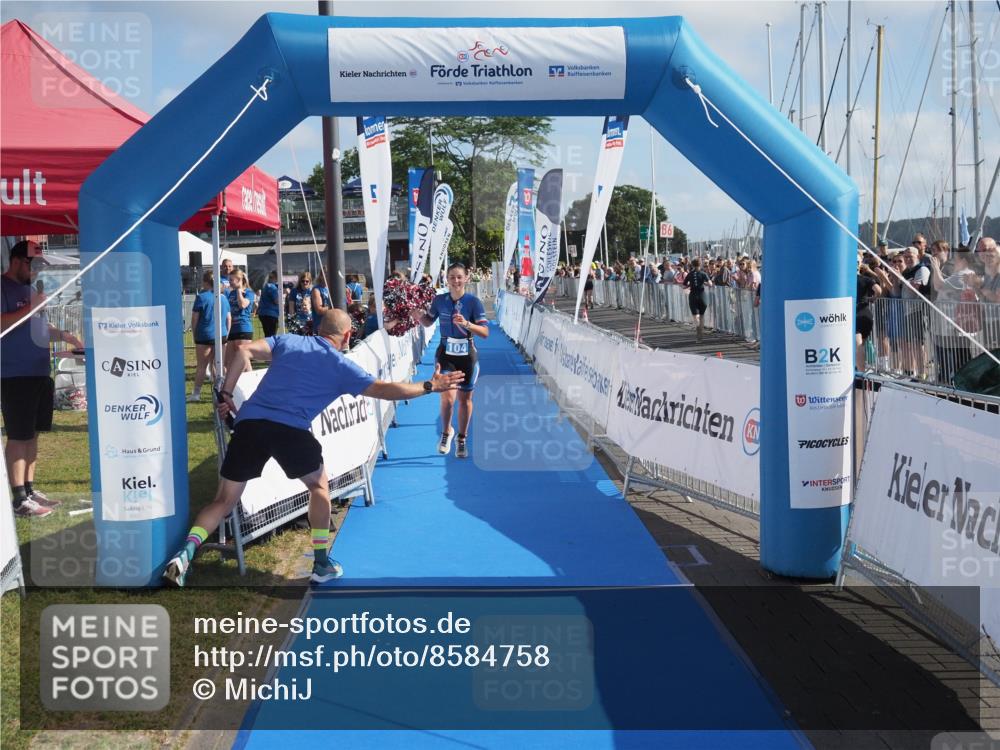 17.08.2025 - KN Förde Triathlon 2025 MichiJ http://msf.ph/oto/8584758 17.08.2025 10:10:32 Laufen 104 meine-sportfotos.de