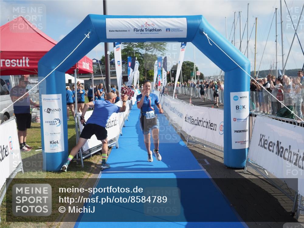 17.08.2025 - KN Förde Triathlon 2025 MichiJ http://msf.ph/oto/8584789 17.08.2025 10:10:33 Laufen 104 meine-sportfotos.de