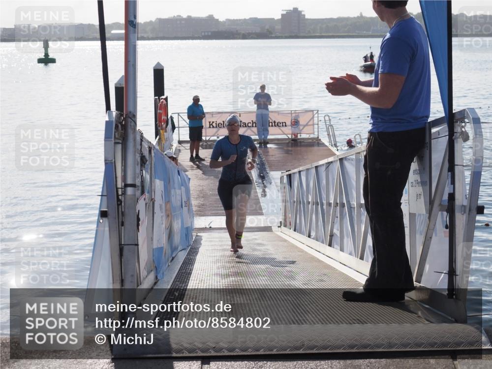 17.08.2025 - KN Förde Triathlon 2025 MichiJ http://msf.ph/oto/8584802 17.08.2025 09:23:02 Schwimmen 234, 249, 234, 237 meine-sportfotos.de