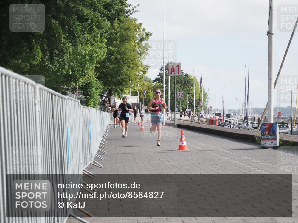 17.08.2025 - KN Förde Triathlon 2025 KatJ http://msf.ph/oto/8584827 17.08.2025 10:10:17 Laufen 121, 228 meine-sportfotos.de