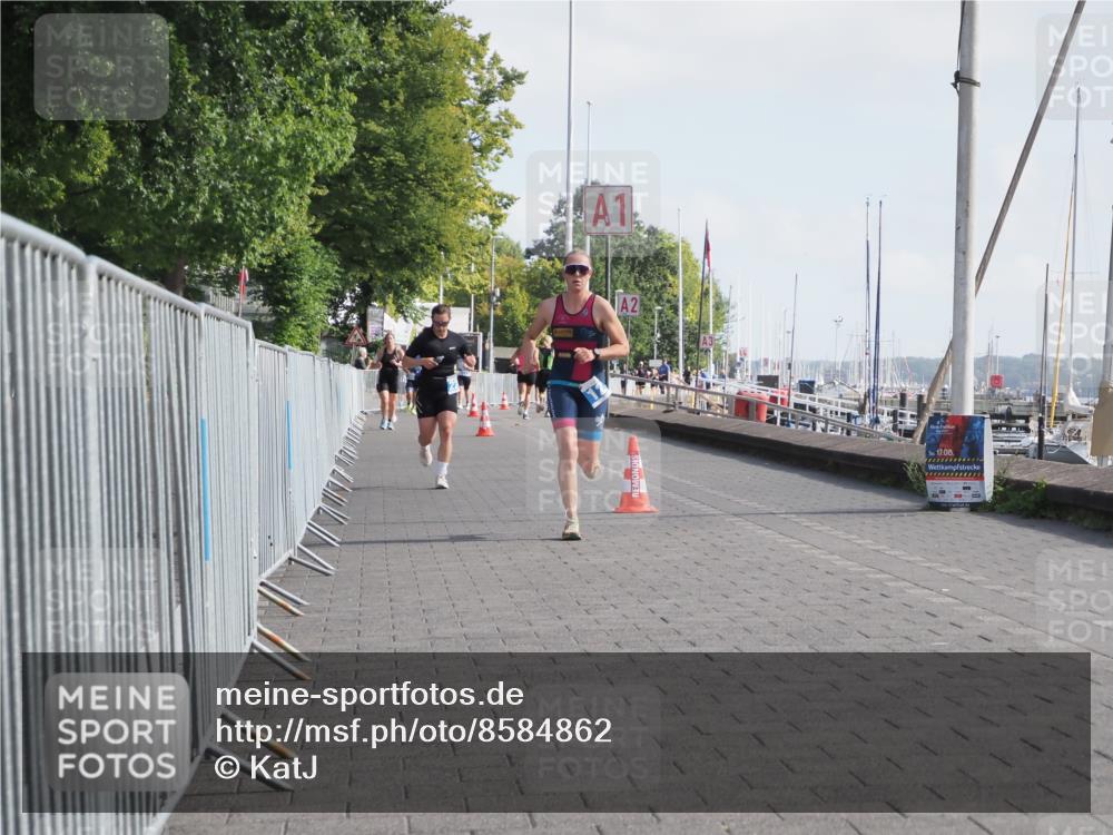 17.08.2025 - KN Förde Triathlon 2025 KatJ http://msf.ph/oto/8584862 17.08.2025 10:10:19 Laufen 121, 228 meine-sportfotos.de