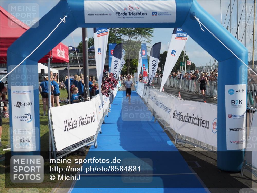 17.08.2025 - KN Förde Triathlon 2025 MichiJ http://msf.ph/oto/8584881 17.08.2025 10:11:01 Laufen  meine-sportfotos.de