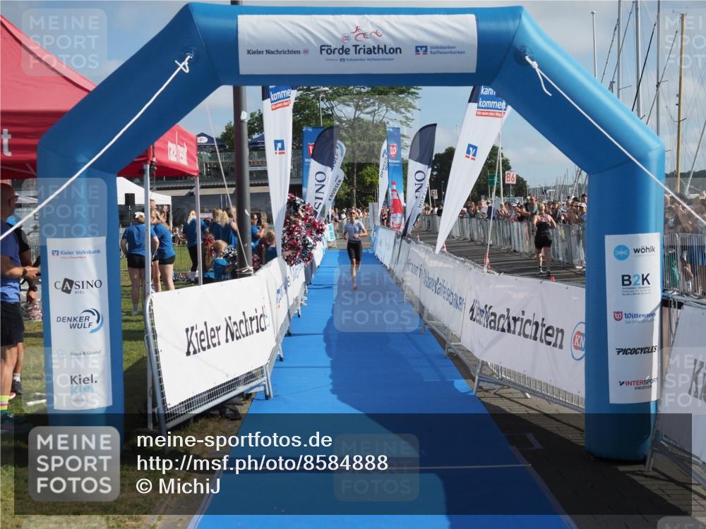 17.08.2025 - KN Förde Triathlon 2025 MichiJ http://msf.ph/oto/8584888 17.08.2025 10:11:02 Laufen 105 meine-sportfotos.de