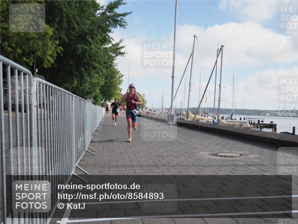 17.08.2025 - KN Förde Triathlon 2025 KatJ http://msf.ph/oto/8584893 17.08.2025 10:10:21 Laufen 121, 228 meine-sportfotos.de