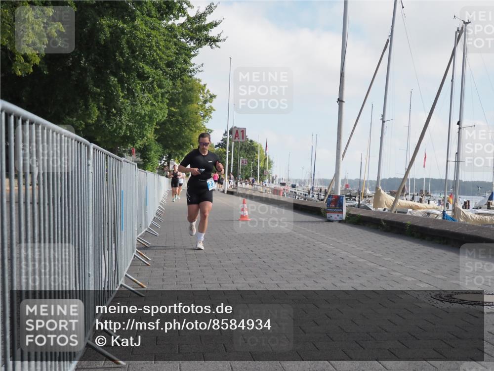 17.08.2025 - KN Förde Triathlon 2025 KatJ http://msf.ph/oto/8584934 17.08.2025 10:10:24 Laufen 121, 228 meine-sportfotos.de