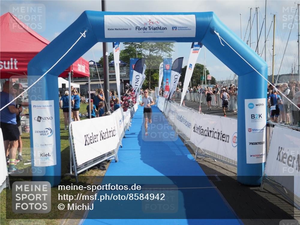 17.08.2025 - KN Förde Triathlon 2025 MichiJ http://msf.ph/oto/8584942 17.08.2025 10:11:04 Laufen 105 meine-sportfotos.de