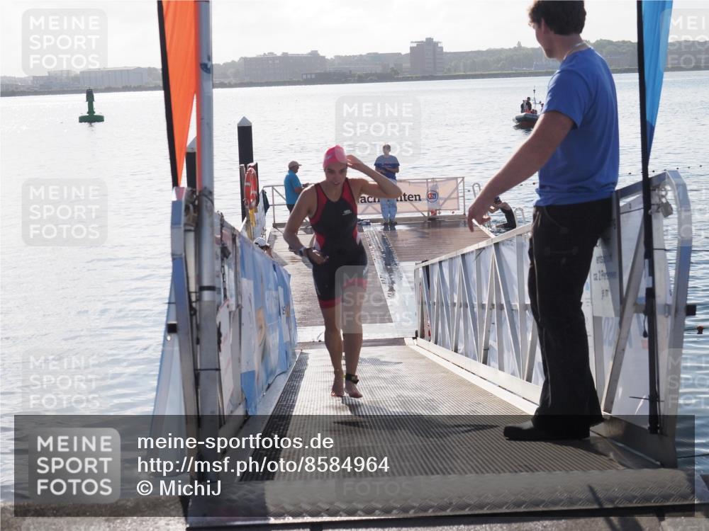 17.08.2025 - KN Förde Triathlon 2025 MichiJ http://msf.ph/oto/8584964 17.08.2025 09:23:17 Schwimmen 225, 237, 218, 225, 237 meine-sportfotos.de