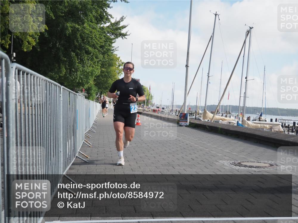 17.08.2025 - KN Förde Triathlon 2025 KatJ http://msf.ph/oto/8584972 17.08.2025 10:10:26 Laufen 121, 185, 228 meine-sportfotos.de