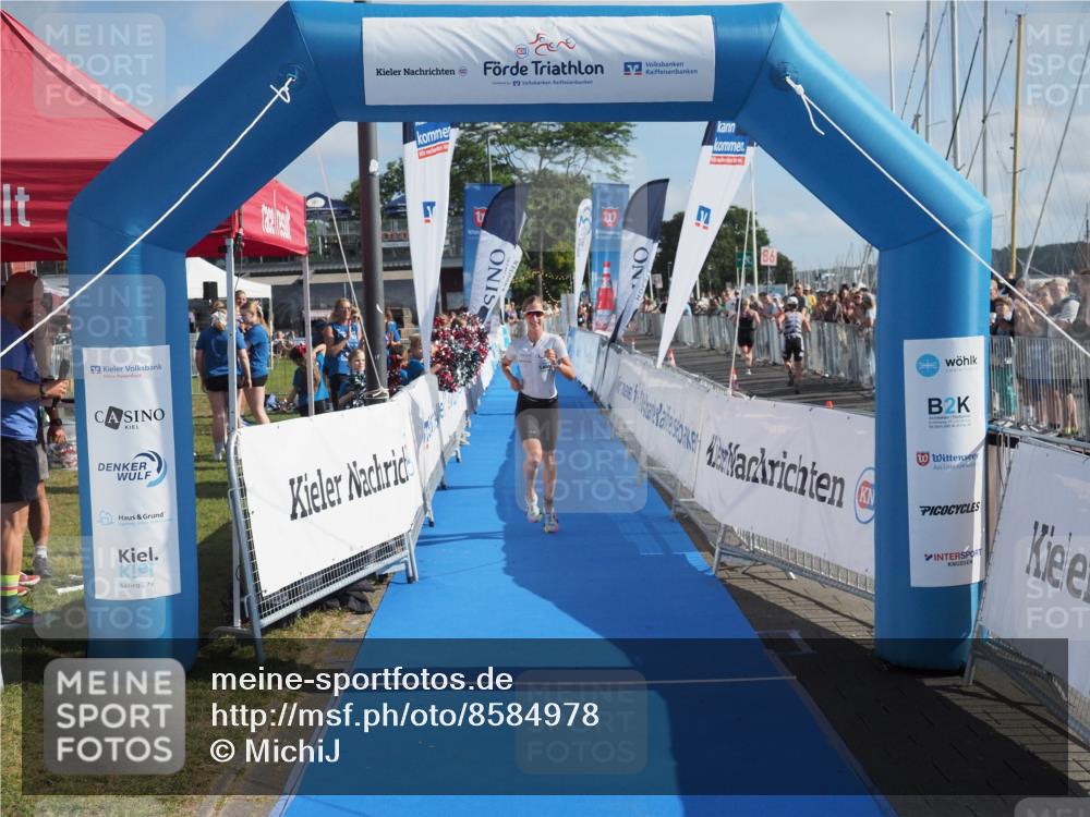 17.08.2025 - KN Förde Triathlon 2025 MichiJ http://msf.ph/oto/8584978 17.08.2025 10:11:05 Laufen 105 meine-sportfotos.de