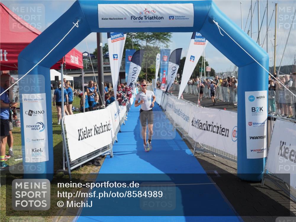 17.08.2025 - KN Förde Triathlon 2025 MichiJ http://msf.ph/oto/8584989 17.08.2025 10:11:05 Laufen 105 meine-sportfotos.de