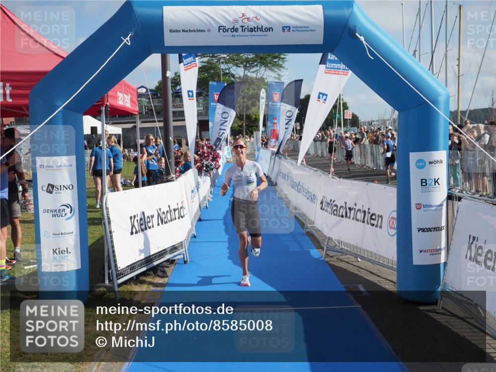 17.08.2025 - KN Förde Triathlon 2025 MichiJ http://msf.ph/oto/8585008 17.08.2025 10:11:06 Laufen 105 meine-sportfotos.de