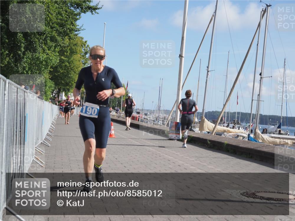 17.08.2025 - KN Förde Triathlon 2025 KatJ http://msf.ph/oto/8585012 17.08.2025 10:33:57 Laufen 183, 190 meine-sportfotos.de