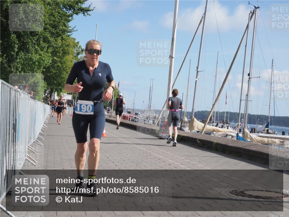 17.08.2025 - KN Förde Triathlon 2025 KatJ http://msf.ph/oto/8585016 17.08.2025 10:33:57 Laufen 183, 190 meine-sportfotos.de