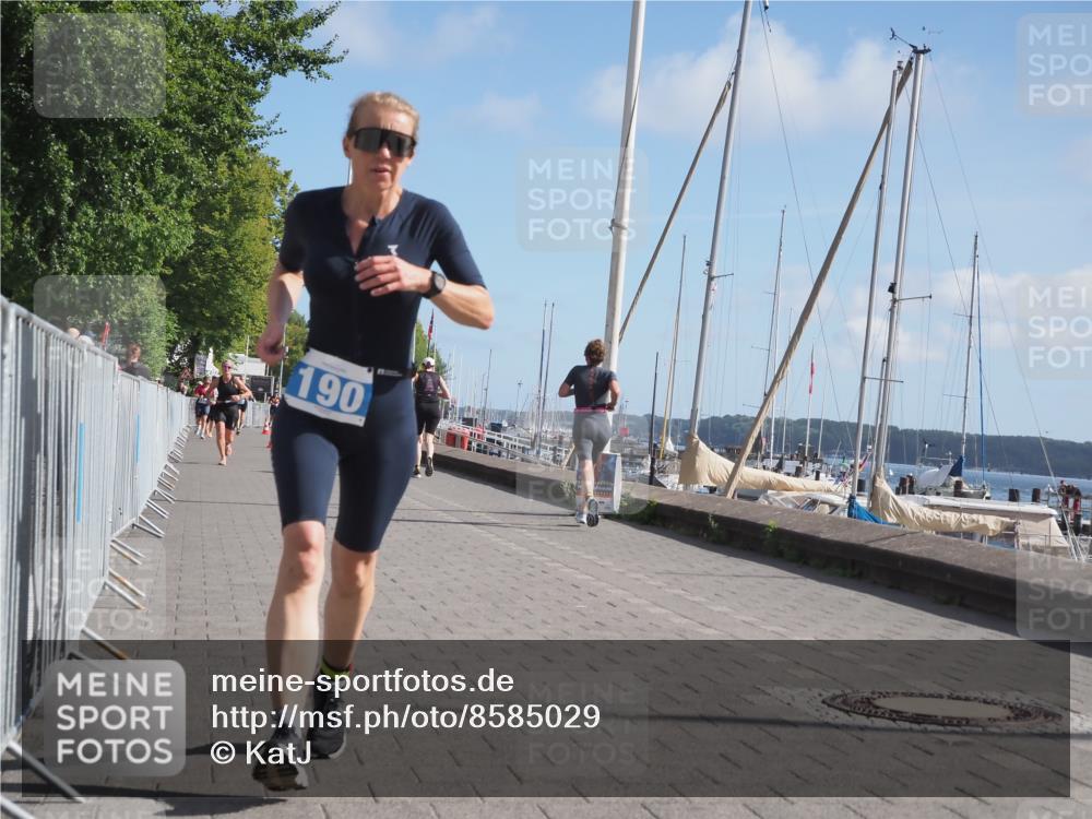 17.08.2025 - KN Förde Triathlon 2025 KatJ http://msf.ph/oto/8585029 17.08.2025 10:33:57 Laufen 183, 190 meine-sportfotos.de