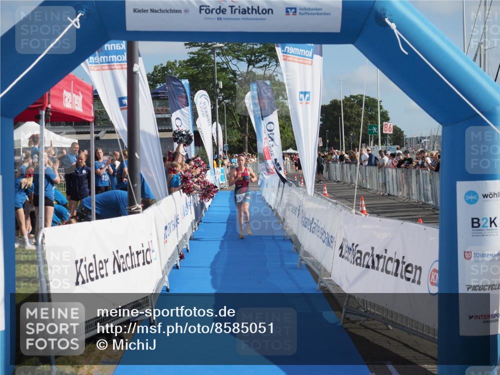 17.08.2025 - KN Förde Triathlon 2025 MichiJ http://msf.ph/oto/8585051 17.08.2025 10:14:58 Laufen 121 meine-sportfotos.de
