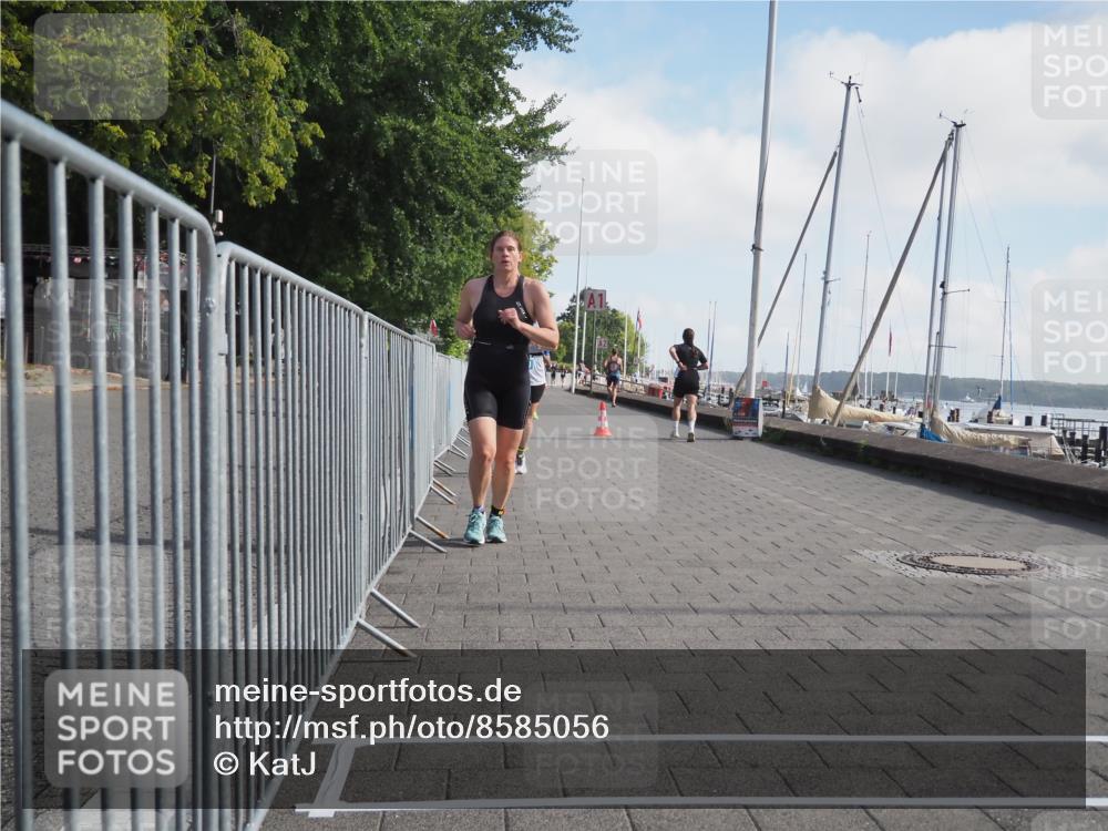 17.08.2025 - KN Förde Triathlon 2025 KatJ http://msf.ph/oto/8585056 17.08.2025 10:10:35 Laufen 110, 139, 185 meine-sportfotos.de