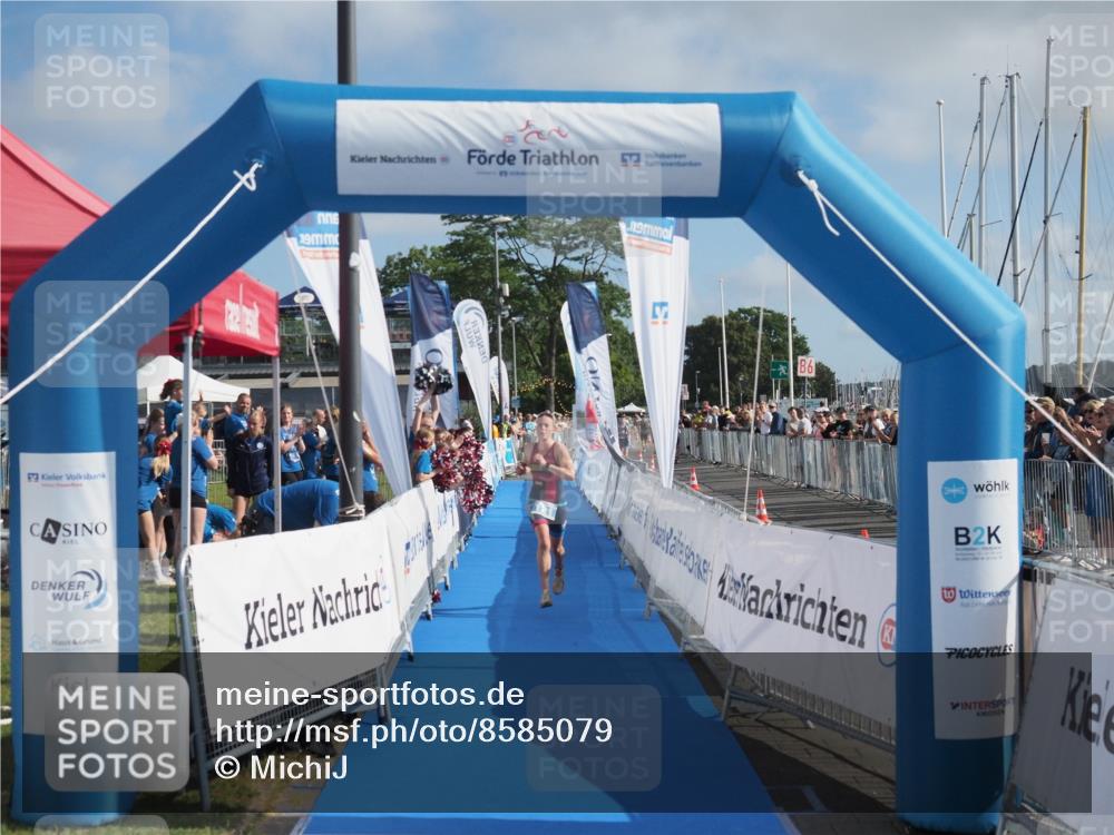 17.08.2025 - KN Förde Triathlon 2025 MichiJ http://msf.ph/oto/8585079 17.08.2025 10:14:59 Laufen 121 meine-sportfotos.de