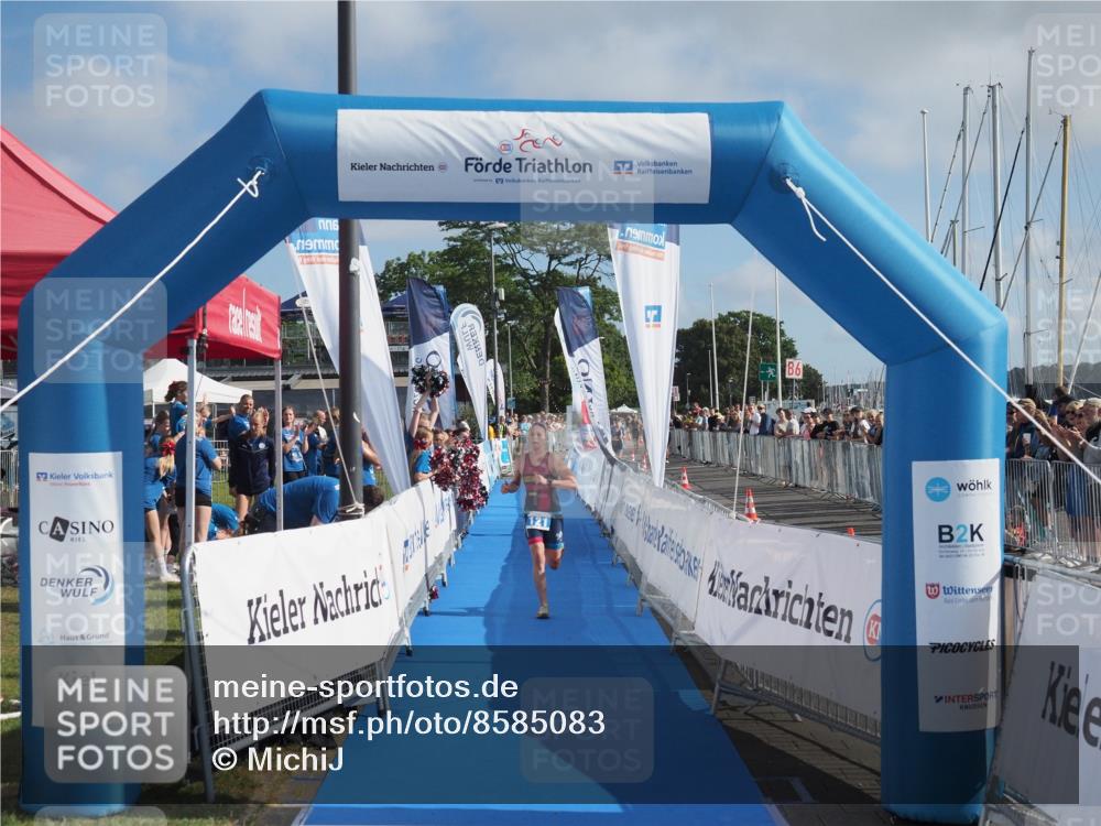 17.08.2025 - KN Förde Triathlon 2025 MichiJ http://msf.ph/oto/8585083 17.08.2025 10:14:59 Laufen 121 meine-sportfotos.de