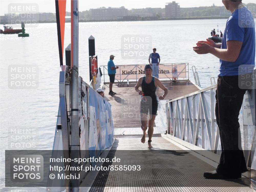 17.08.2025 - KN Förde Triathlon 2025 MichiJ http://msf.ph/oto/8585093 17.08.2025 09:23:26 Schwimmen 218, 225, 237, 218 meine-sportfotos.de