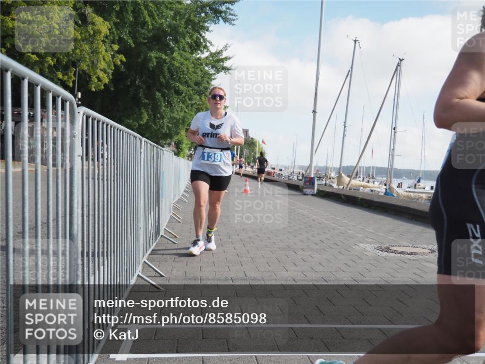 17.08.2025 - KN Förde Triathlon 2025 KatJ http://msf.ph/oto/8585098 17.08.2025 10:10:37 Laufen 106, 110, 139, 157, 185 meine-sportfotos.de