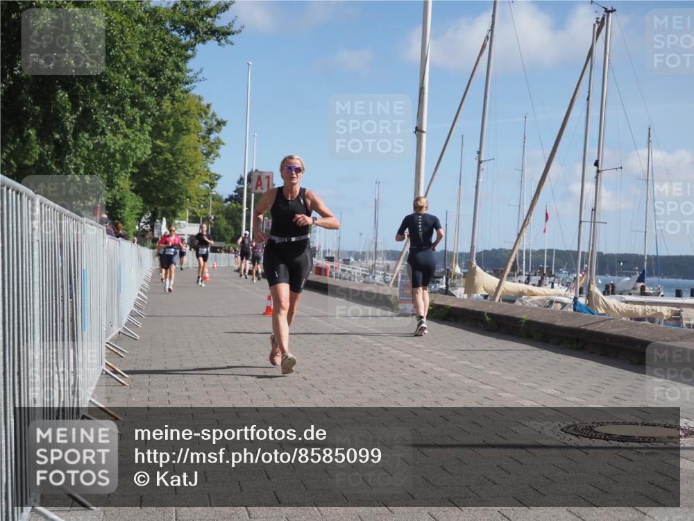 17.08.2025 - KN Förde Triathlon 2025 KatJ http://msf.ph/oto/8585099 17.08.2025 10:34:05 Laufen 137, 183 meine-sportfotos.de