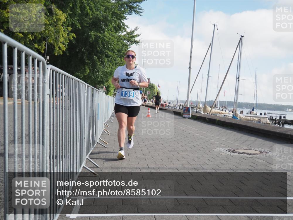 17.08.2025 - KN Förde Triathlon 2025 KatJ http://msf.ph/oto/8585102 17.08.2025 10:10:37 Laufen 106, 110, 139, 157, 185 meine-sportfotos.de