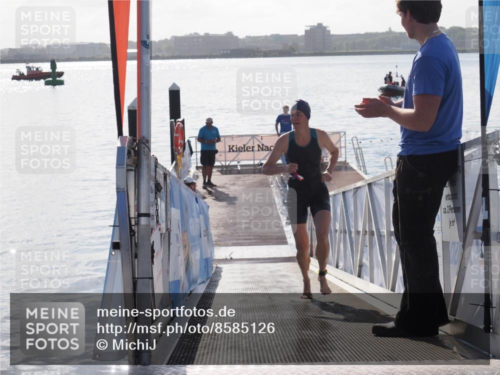 17.08.2025 - KN Förde Triathlon 2025 MichiJ http://msf.ph/oto/8585126 17.08.2025 09:23:27 Schwimmen 218, 225, 237, 218 meine-sportfotos.de