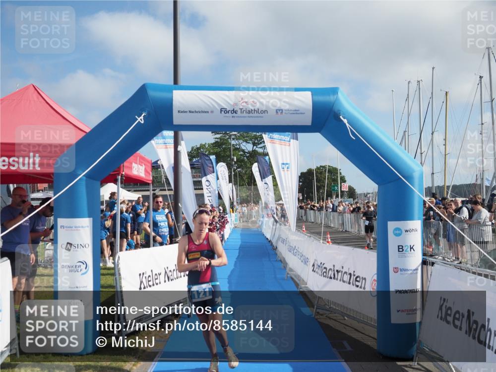 17.08.2025 - KN Förde Triathlon 2025 MichiJ http://msf.ph/oto/8585144 17.08.2025 10:15:02 Laufen 121 meine-sportfotos.de