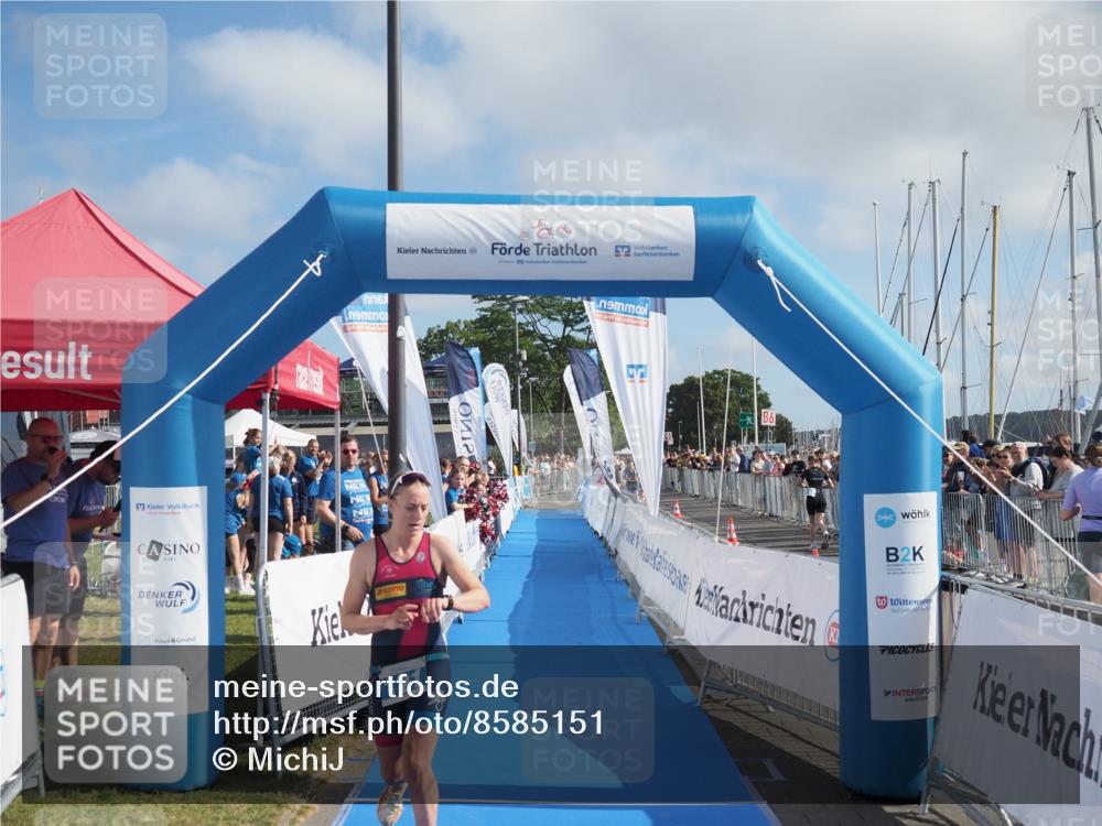 17.08.2025 - KN Förde Triathlon 2025 MichiJ http://msf.ph/oto/8585151 17.08.2025 10:15:02 Laufen 121 meine-sportfotos.de