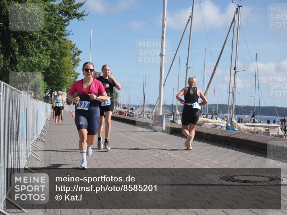 17.08.2025 - KN Förde Triathlon 2025 KatJ http://msf.ph/oto/8585201 17.08.2025 10:34:12 Laufen 137, 161, 244 meine-sportfotos.de
