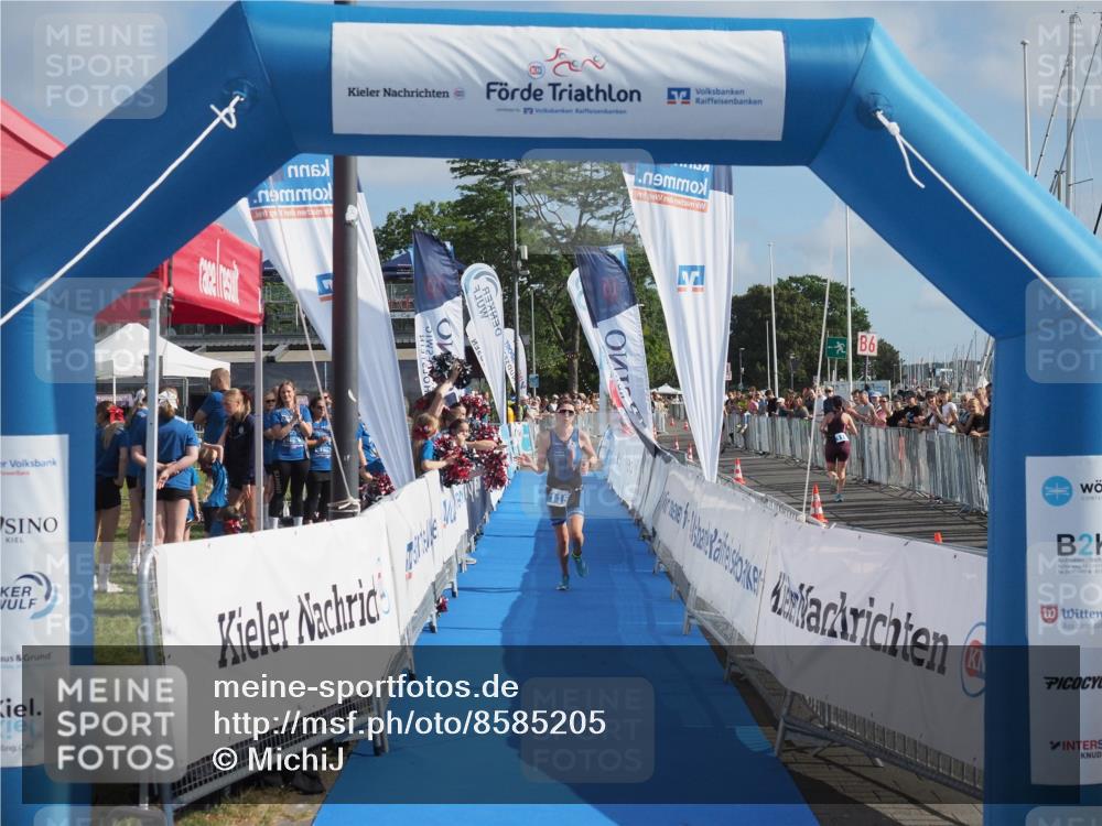 17.08.2025 - KN Förde Triathlon 2025 MichiJ http://msf.ph/oto/8585205 17.08.2025 10:15:32 Laufen 115 meine-sportfotos.de