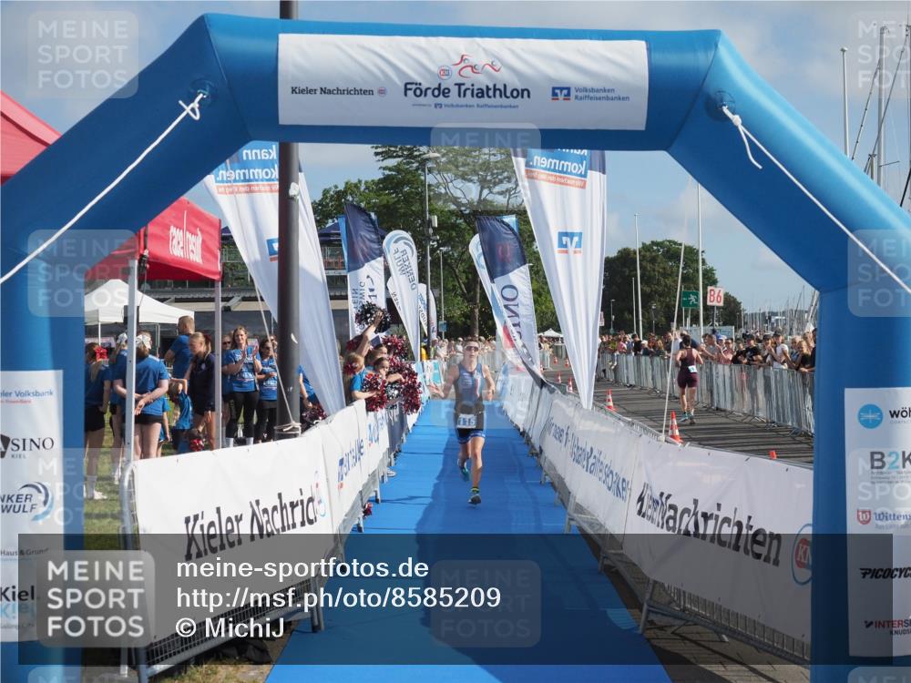 17.08.2025 - KN Förde Triathlon 2025 MichiJ http://msf.ph/oto/8585209 17.08.2025 10:15:32 Laufen 115 meine-sportfotos.de