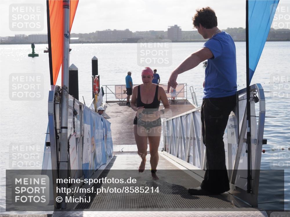17.08.2025 - KN Förde Triathlon 2025 MichiJ http://msf.ph/oto/8585214 17.08.2025 09:24:02 Schwimmen 231, 231 meine-sportfotos.de