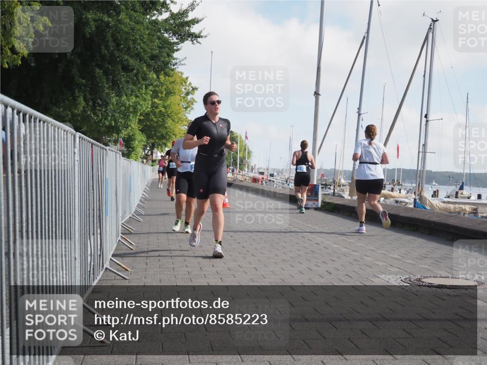 17.08.2025 - KN Förde Triathlon 2025 KatJ http://msf.ph/oto/8585223 17.08.2025 10:10:44 Laufen 106, 110, 115, 117, 157 meine-sportfotos.de