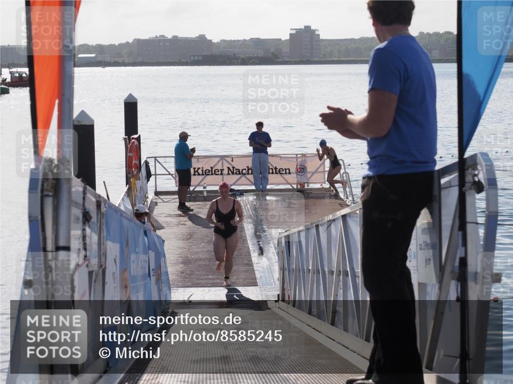 17.08.2025 - KN Förde Triathlon 2025 MichiJ http://msf.ph/oto/8585245 17.08.2025 09:24:33 Schwimmen 118, 243 meine-sportfotos.de