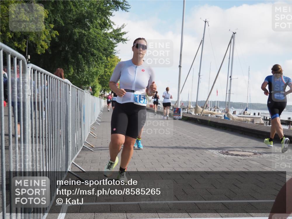 17.08.2025 - KN Förde Triathlon 2025 KatJ http://msf.ph/oto/8585265 17.08.2025 10:10:47 Laufen 106, 115, 117, 157 meine-sportfotos.de