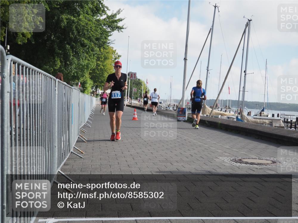 17.08.2025 - KN Förde Triathlon 2025 KatJ http://msf.ph/oto/8585302 17.08.2025 10:10:49 Laufen 115, 117, 120, 157 meine-sportfotos.de