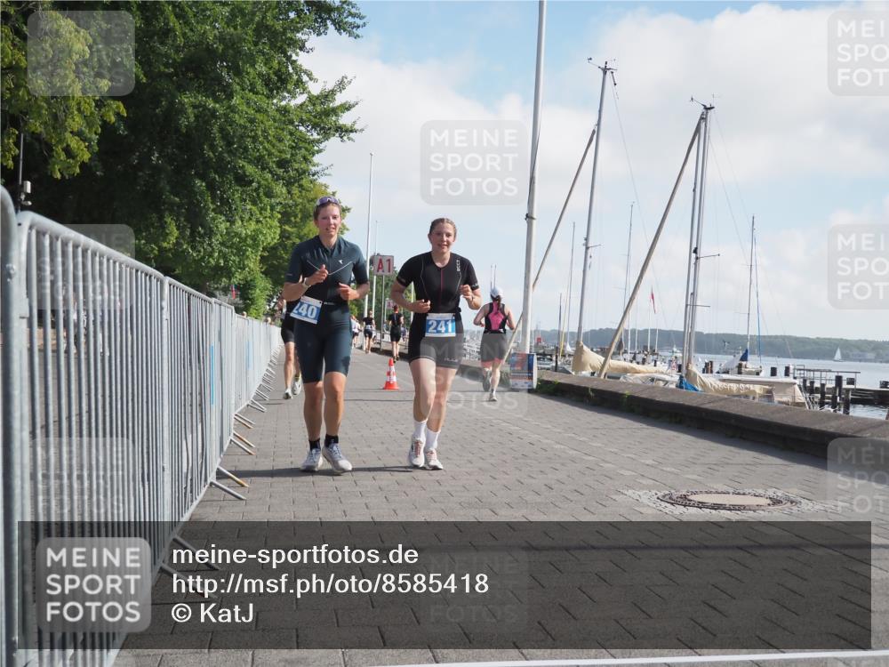 17.08.2025 - KN Förde Triathlon 2025 KatJ http://msf.ph/oto/8585418 17.08.2025 10:11:05 Laufen 189, 198, 240, 241 meine-sportfotos.de