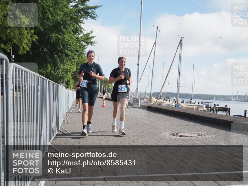 17.08.2025 - KN Förde Triathlon 2025 KatJ http://msf.ph/oto/8585431 17.08.2025 10:11:05 Laufen 189, 198, 240, 241 meine-sportfotos.de