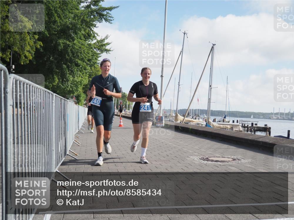 17.08.2025 - KN Förde Triathlon 2025 KatJ http://msf.ph/oto/8585434 17.08.2025 10:11:05 Laufen 189, 198, 240, 241 meine-sportfotos.de
