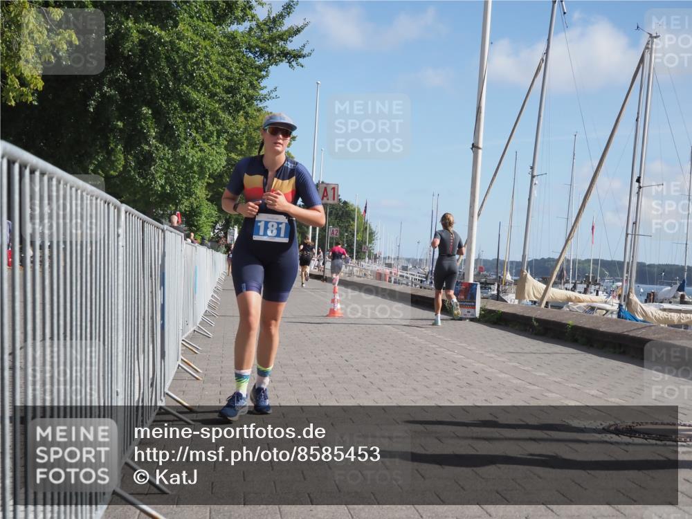 17.08.2025 - KN Förde Triathlon 2025 KatJ http://msf.ph/oto/8585453 17.08.2025 10:34:29 Laufen 181, 199, 249 meine-sportfotos.de