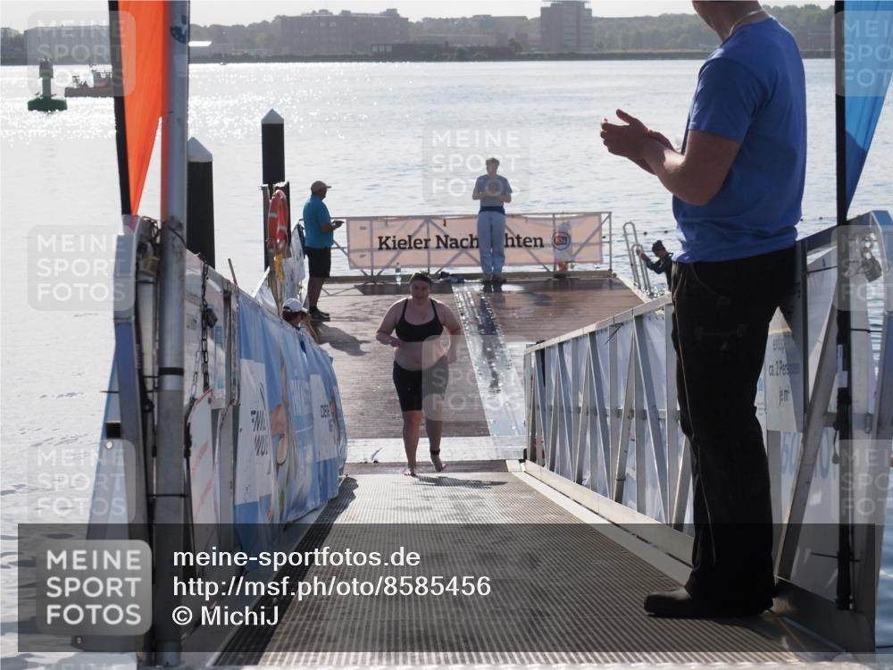 17.08.2025 - KN Förde Triathlon 2025 MichiJ http://msf.ph/oto/8585456 17.08.2025 09:25:00 Schwimmen 251, 248, 251 meine-sportfotos.de