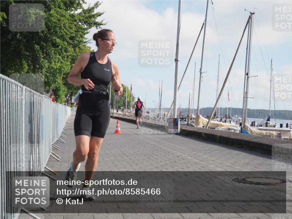 17.08.2025 - KN Förde Triathlon 2025 KatJ http://msf.ph/oto/8585466 17.08.2025 10:11:08 Laufen 140, 189, 198, 240, 241 meine-sportfotos.de