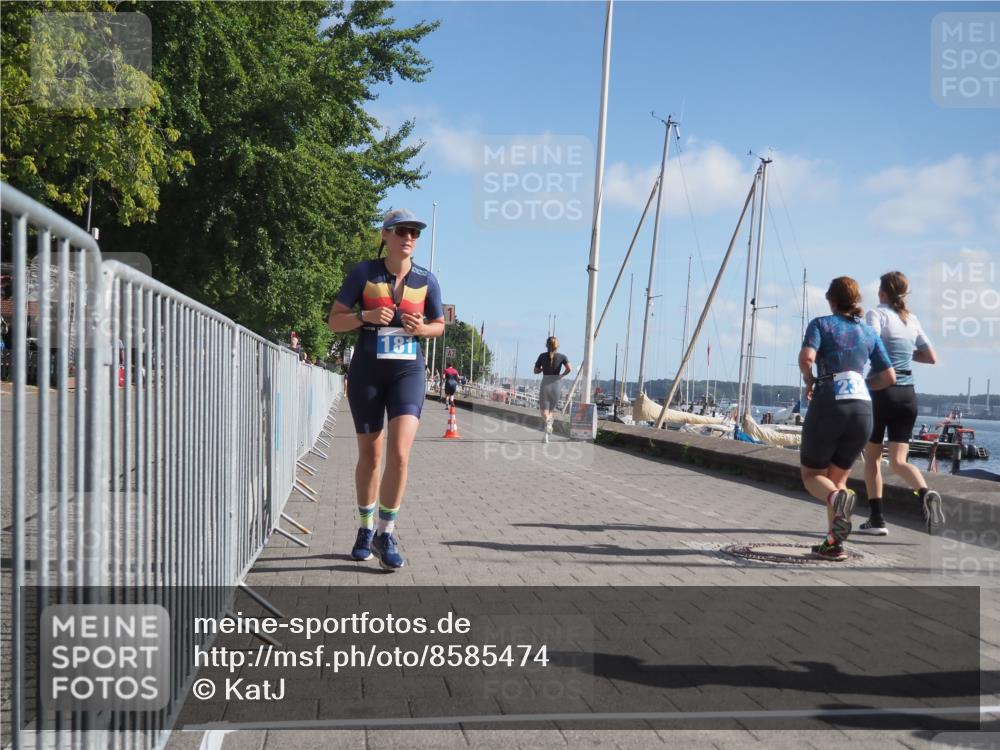 17.08.2025 - KN Förde Triathlon 2025 KatJ http://msf.ph/oto/8585474 17.08.2025 10:34:29 Laufen 181, 199, 249 meine-sportfotos.de