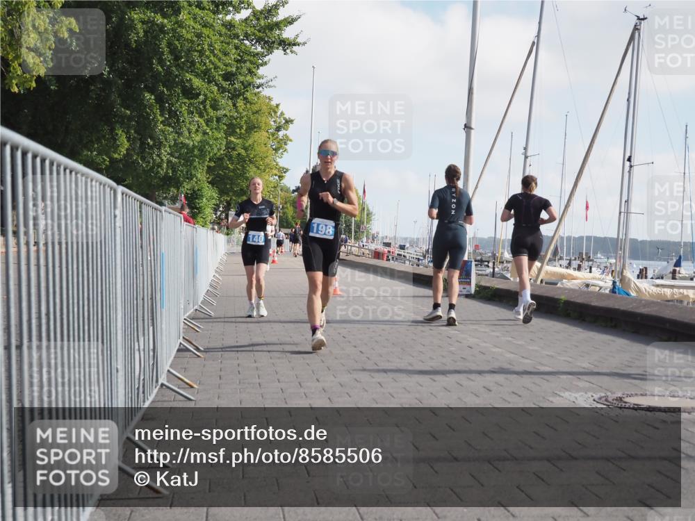 17.08.2025 - KN Förde Triathlon 2025 KatJ http://msf.ph/oto/8585506 17.08.2025 10:11:13 Laufen 140, 179, 198 meine-sportfotos.de
