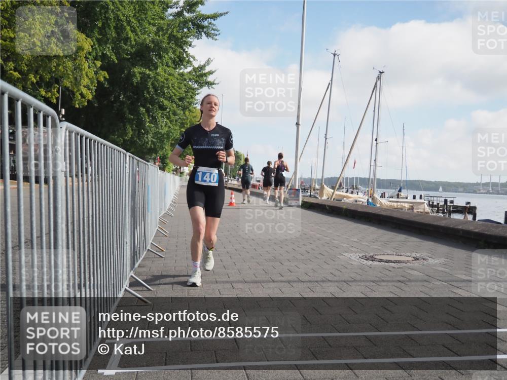 17.08.2025 - KN Förde Triathlon 2025 KatJ http://msf.ph/oto/8585575 17.08.2025 10:11:16 Laufen 101, 140, 179, 198 meine-sportfotos.de