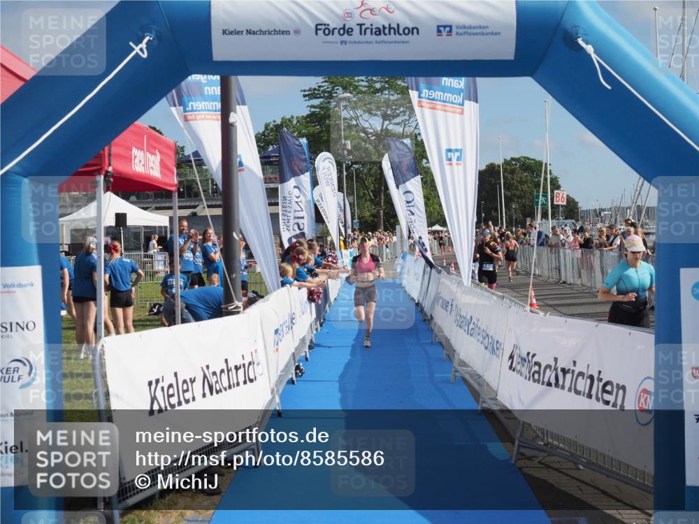 17.08.2025 - KN Förde Triathlon 2025 MichiJ http://msf.ph/oto/8585586 17.08.2025 10:19:07 Laufen 119 meine-sportfotos.de