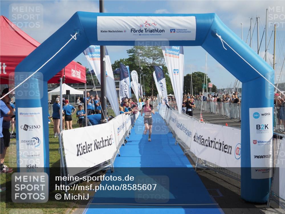 17.08.2025 - KN Förde Triathlon 2025 MichiJ http://msf.ph/oto/8585607 17.08.2025 10:19:08 Laufen 119 meine-sportfotos.de