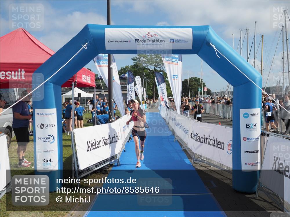 17.08.2025 - KN Förde Triathlon 2025 MichiJ http://msf.ph/oto/8585646 17.08.2025 10:19:10 Laufen 119 meine-sportfotos.de