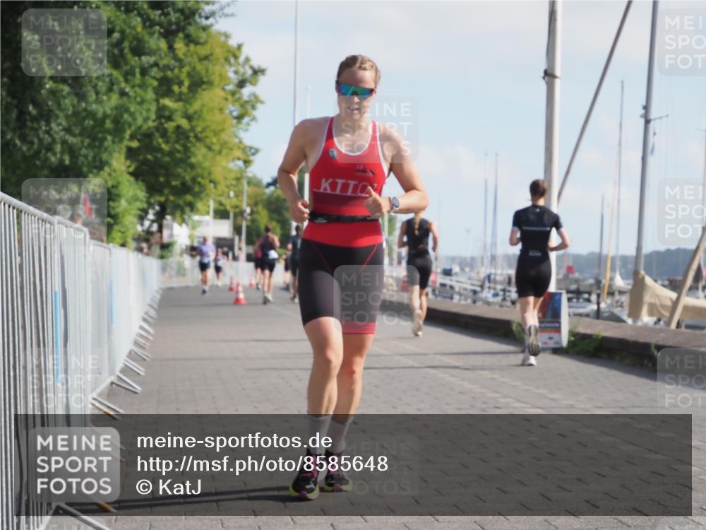 17.08.2025 - KN Förde Triathlon 2025 KatJ http://msf.ph/oto/8585648 17.08.2025 10:11:23 Laufen 101, 179 meine-sportfotos.de